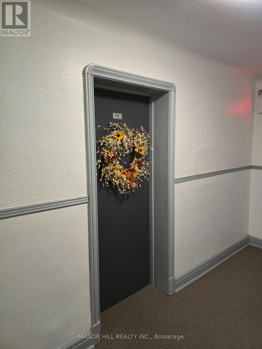 18 - 2697 Lake Shore Boulevard W, Toronto, Ontario M8V 1G6 - Photo 10 - W12522964