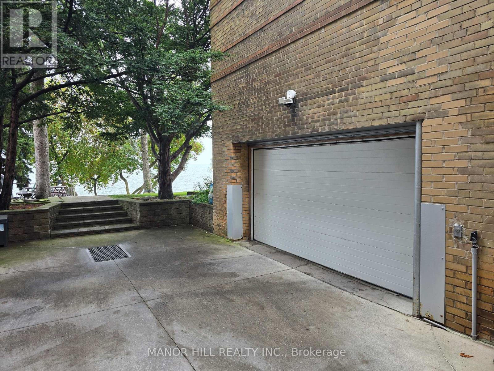 18 - 2697 Lake Shore Boulevard W, Toronto, Ontario M8V 1G6 - Photo 8 - W12522964