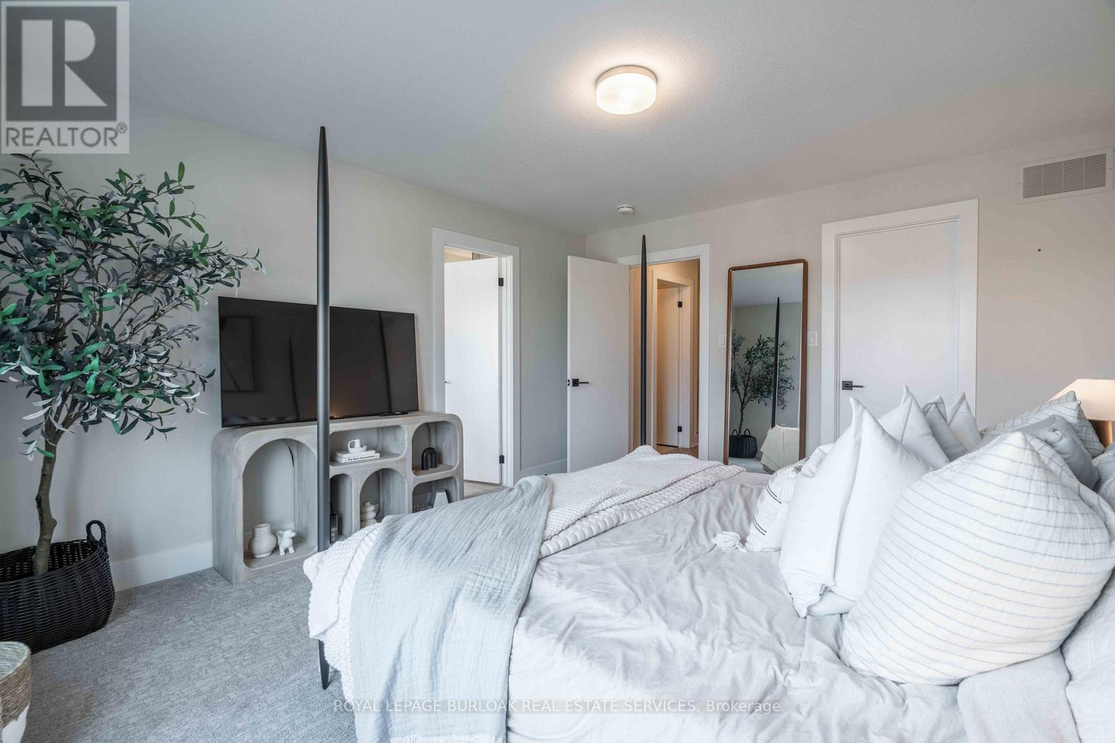 24 - 2273 Turnberry Road, Burlington, Ontario L7M 4Y4 - Photo 20 - W12522972