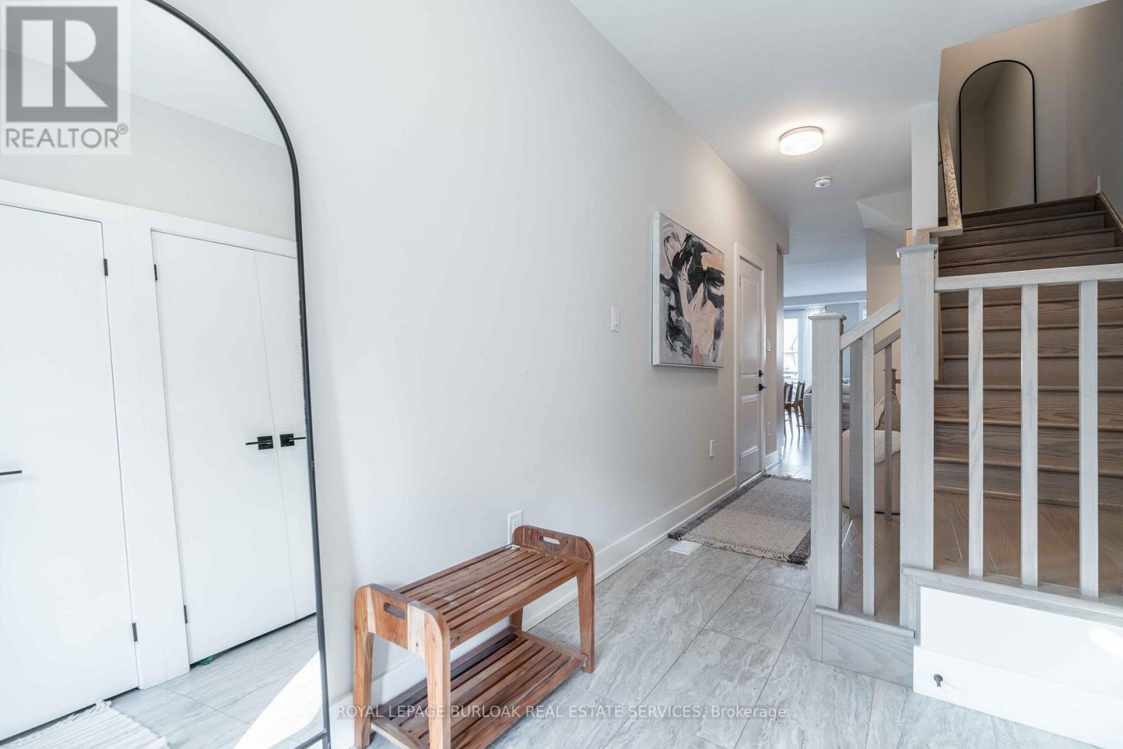 24 - 2273 Turnberry Road, Burlington, Ontario L7M 4Y4 - Photo 4 - W12522972