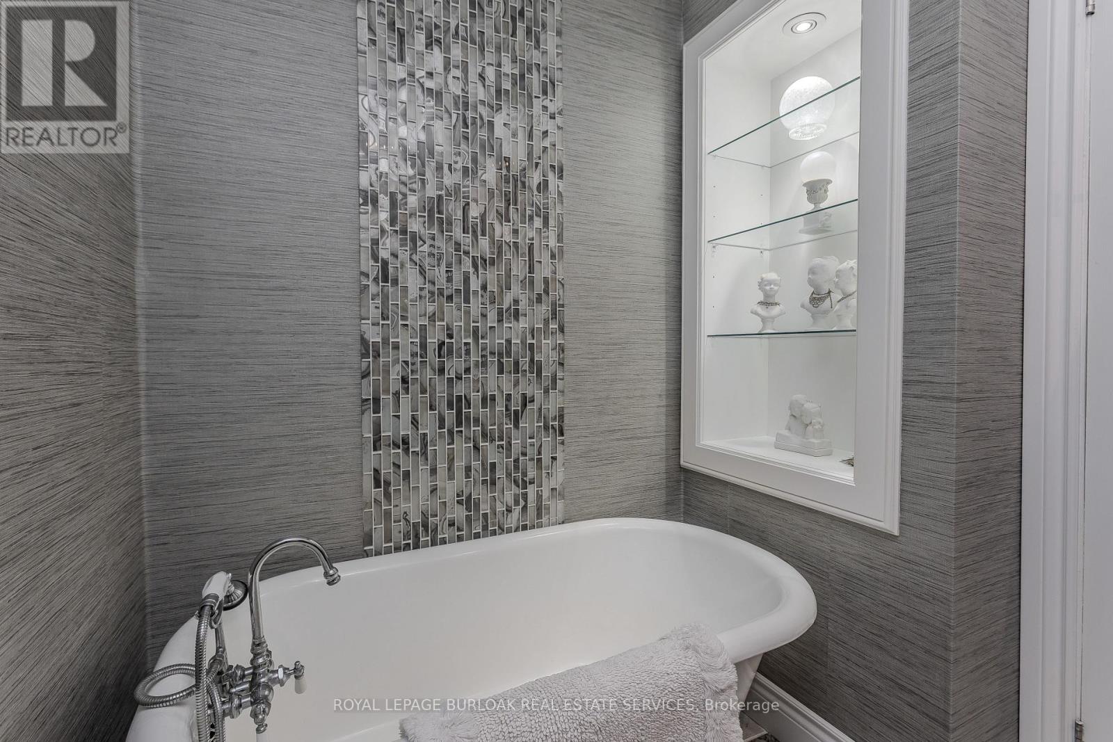 3149 Britannia Road, Burlington, Ontario L7M 0R7 - Photo 29 - W12522990