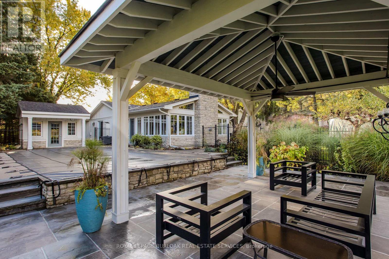 3149 Britannia Road, Burlington, Ontario L7M 0R7 - Photo 9 - W12522990