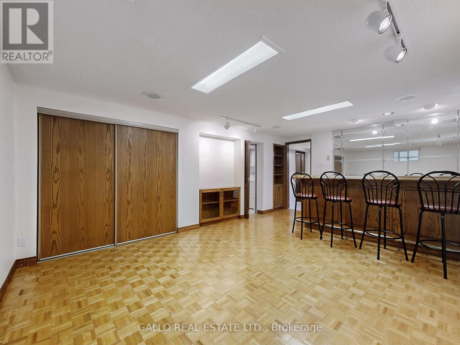 41 Riverton Drive, Toronto, Ontario  M9L 2N8 - Photo 22 - W12523014