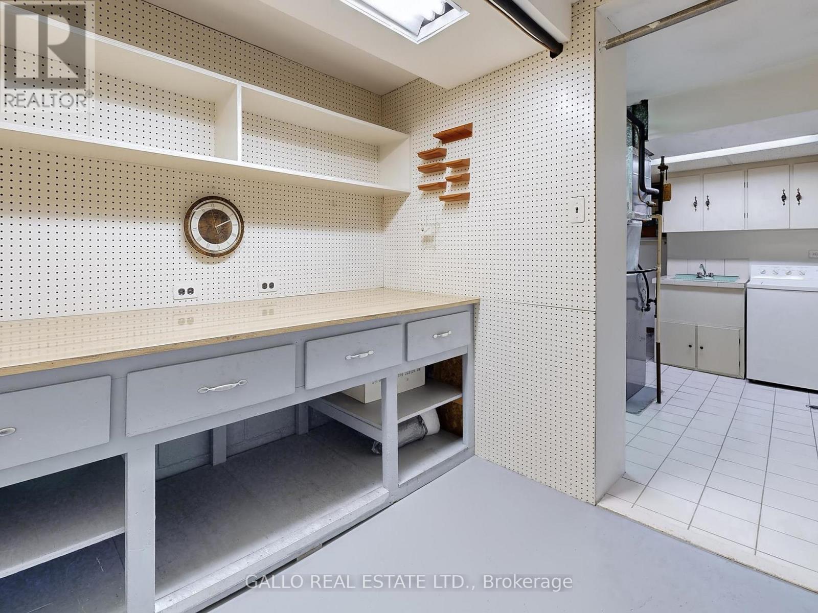 41 Riverton Drive, Toronto, Ontario  M9L 2N8 - Photo 26 - W12523014