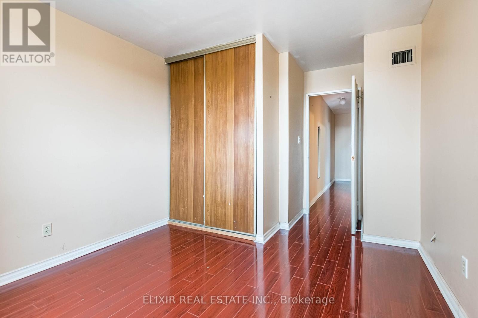 336 - 3025 The Credit Woodlands Drive, Mississauga, Ontario L5C 2V3 - Photo 20 - W12523038