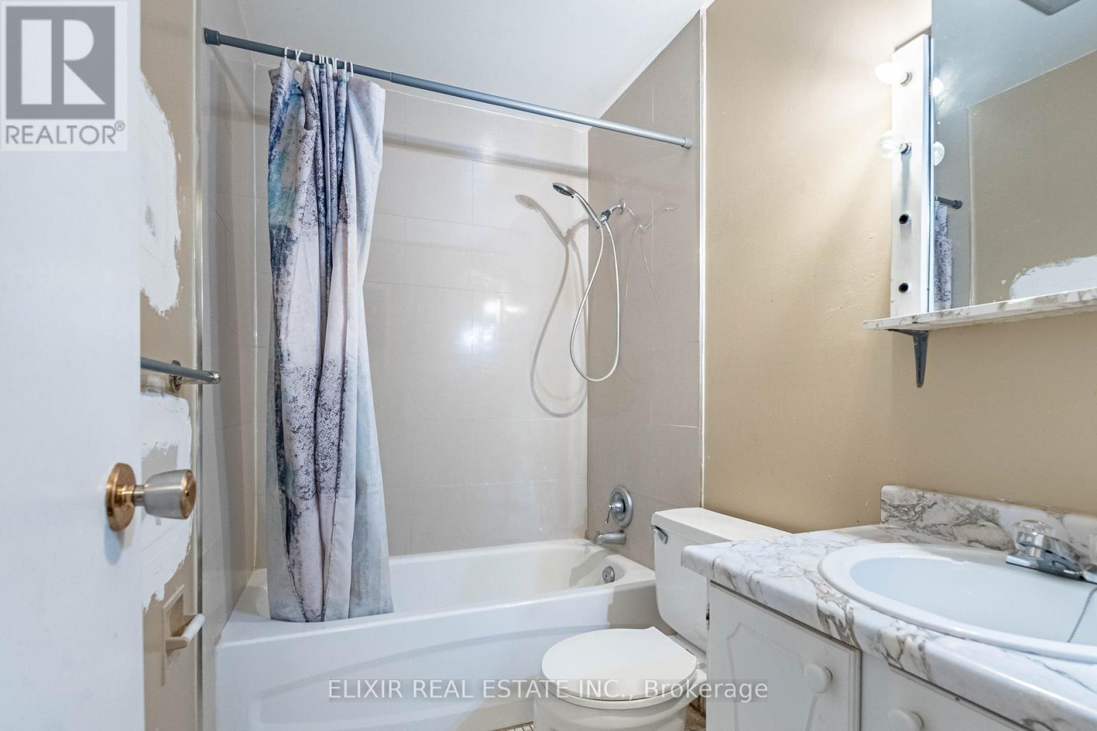 336 - 3025 The Credit Woodlands Drive, Mississauga, Ontario L5C 2V3 - Photo 21 - W12523038