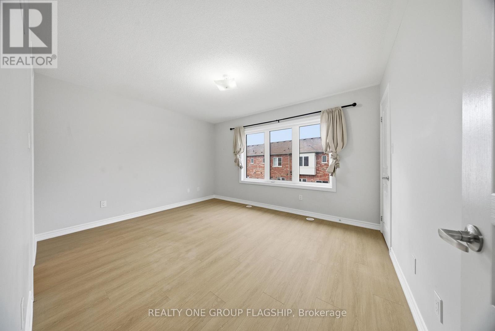 51 Aspen Hills Road, Brampton, Ontario  L6Y 6E4 - Photo 17 - W12523040