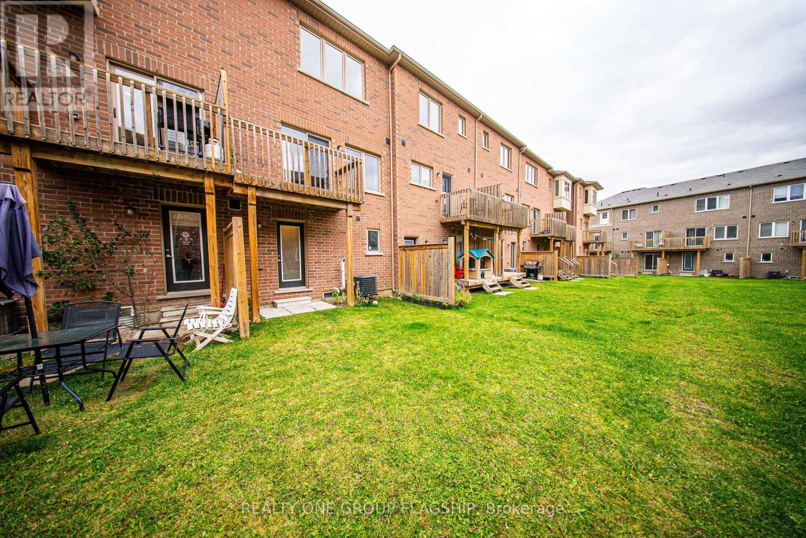 51 Aspen Hills Road, Brampton, Ontario  L6Y 6E4 - Photo 29 - W12523040