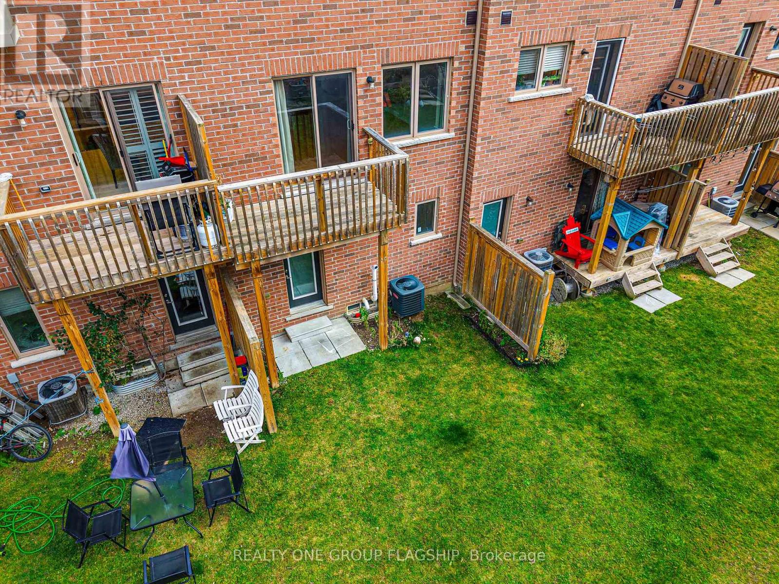 51 Aspen Hills Road, Brampton, Ontario  L6Y 6E4 - Photo 33 - W12523040