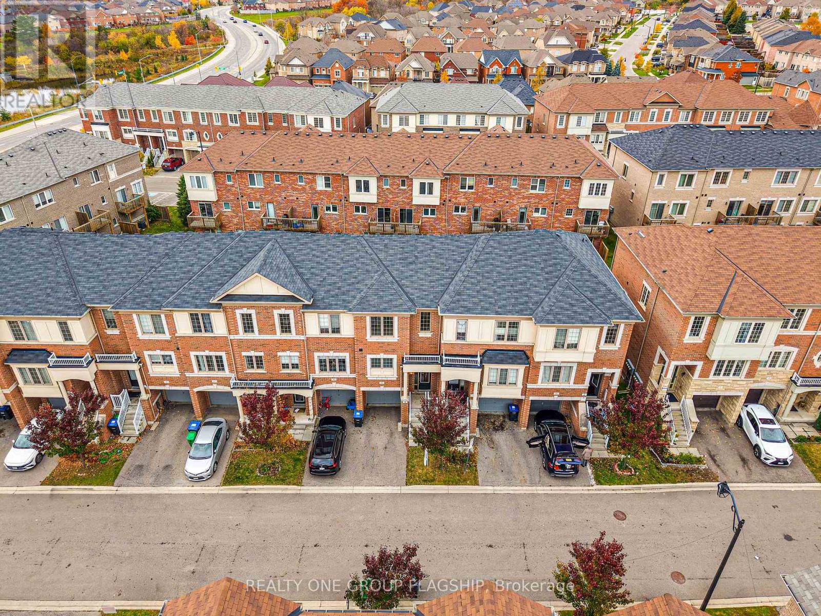 51 Aspen Hills Road, Brampton, Ontario  L6Y 6E4 - Photo 35 - W12523040