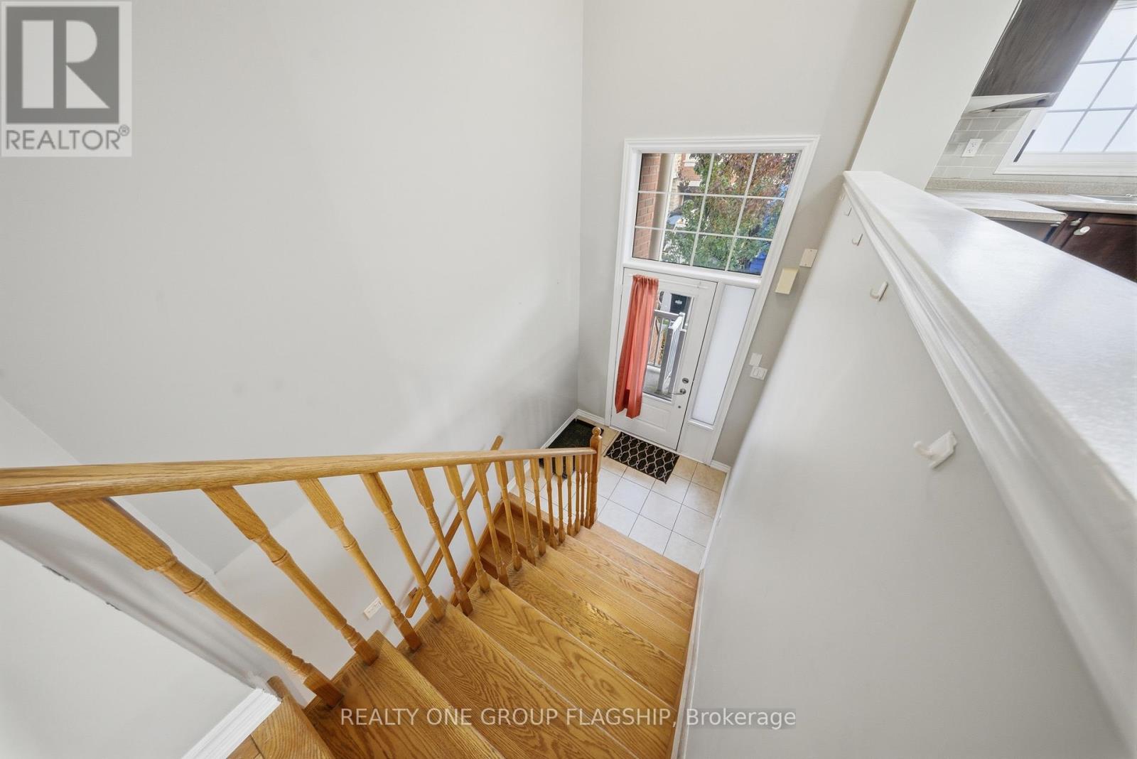 51 Aspen Hills Road, Brampton, Ontario  L6Y 6E4 - Photo 6 - W12523040