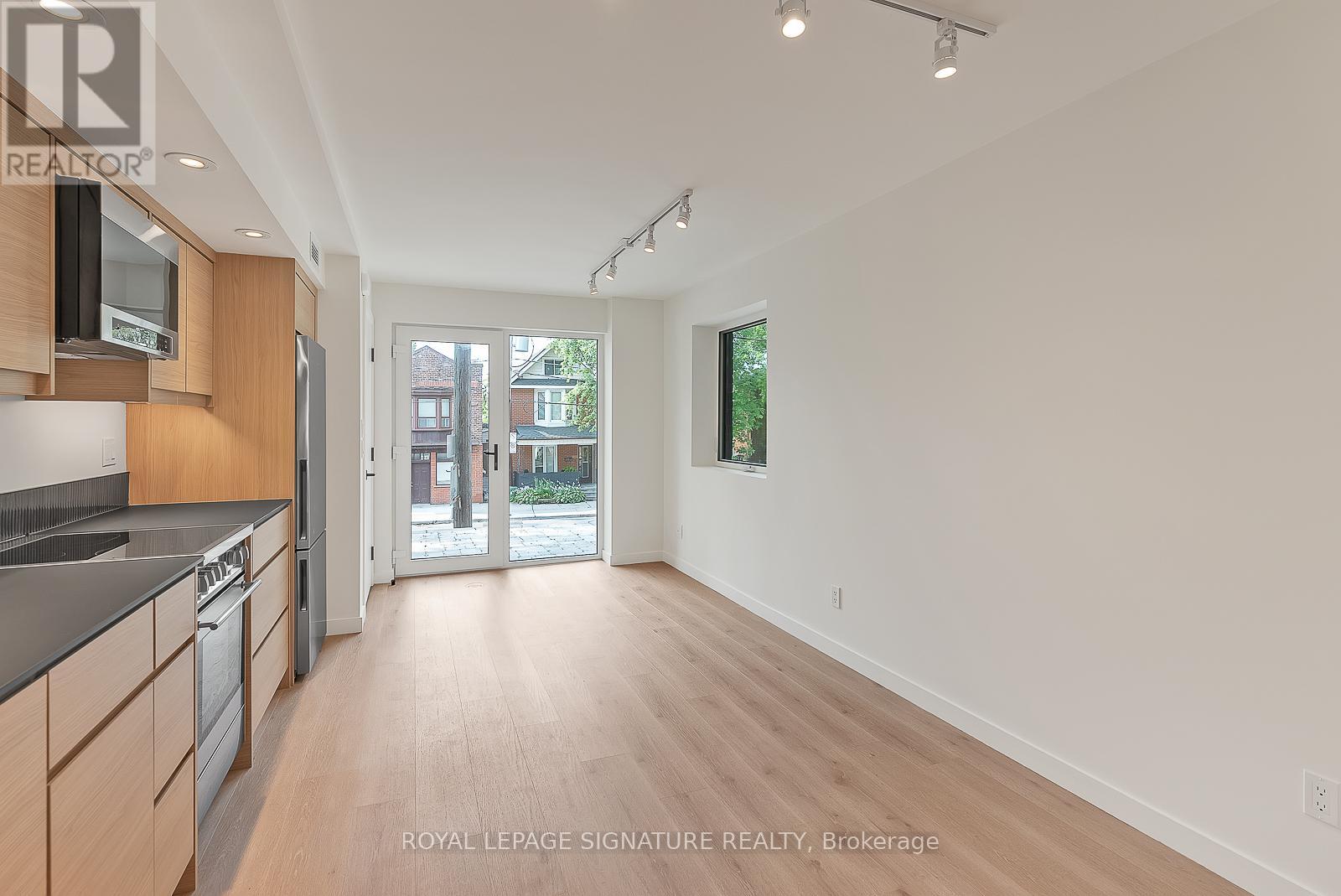 1 - 1254 Davenport Road, Toronto, Ontario  M6H 2G9 - Photo 3 - W12523066