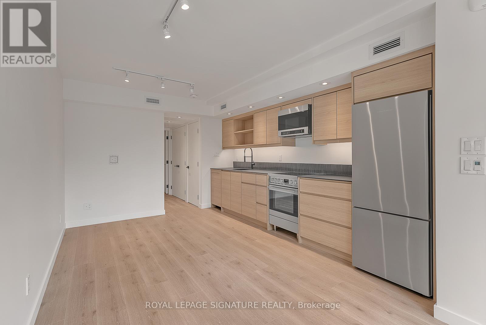 1 - 1254 Davenport Road, Toronto, Ontario  M6H 2G9 - Photo 6 - W12523066