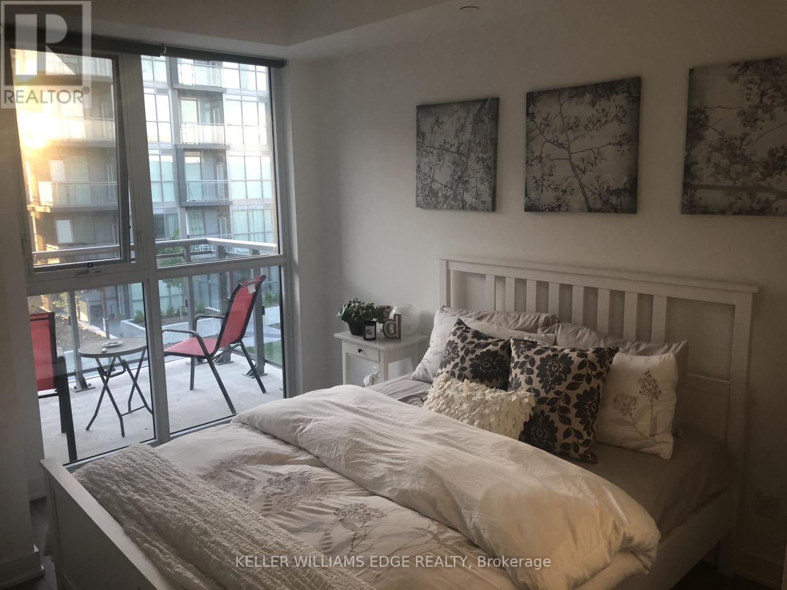 35 - 5260 Dundas Street, Burlington, Ontario L7L 0J7 - Photo 5 - W12523082