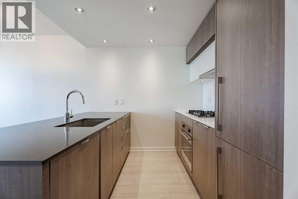 301, 128 2 Street Sw, Calgary, Alberta  T2P 0X3 - Photo 9 - A2268962