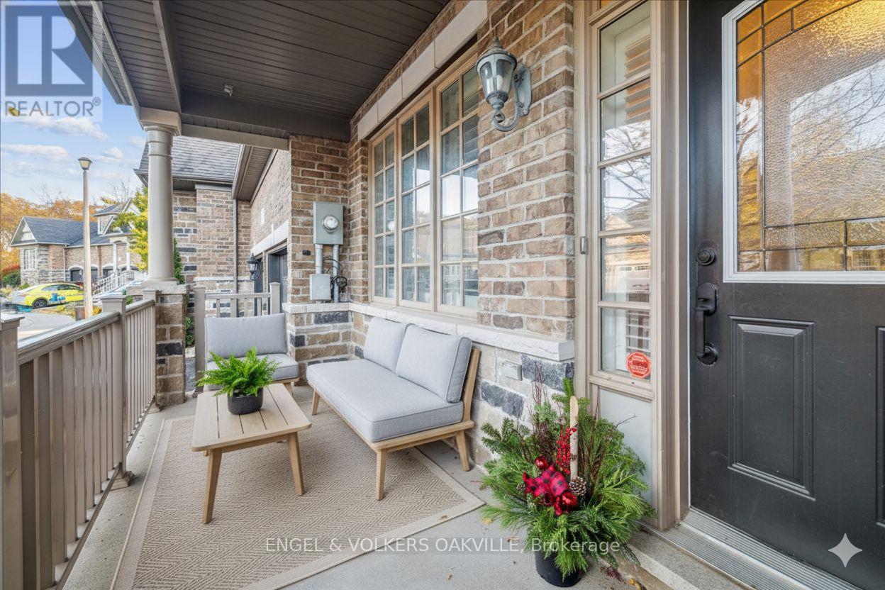 15 - 3353 Liptay Avenue, Oakville, Ontario L6M 0M6 - Photo 3 - W12517654