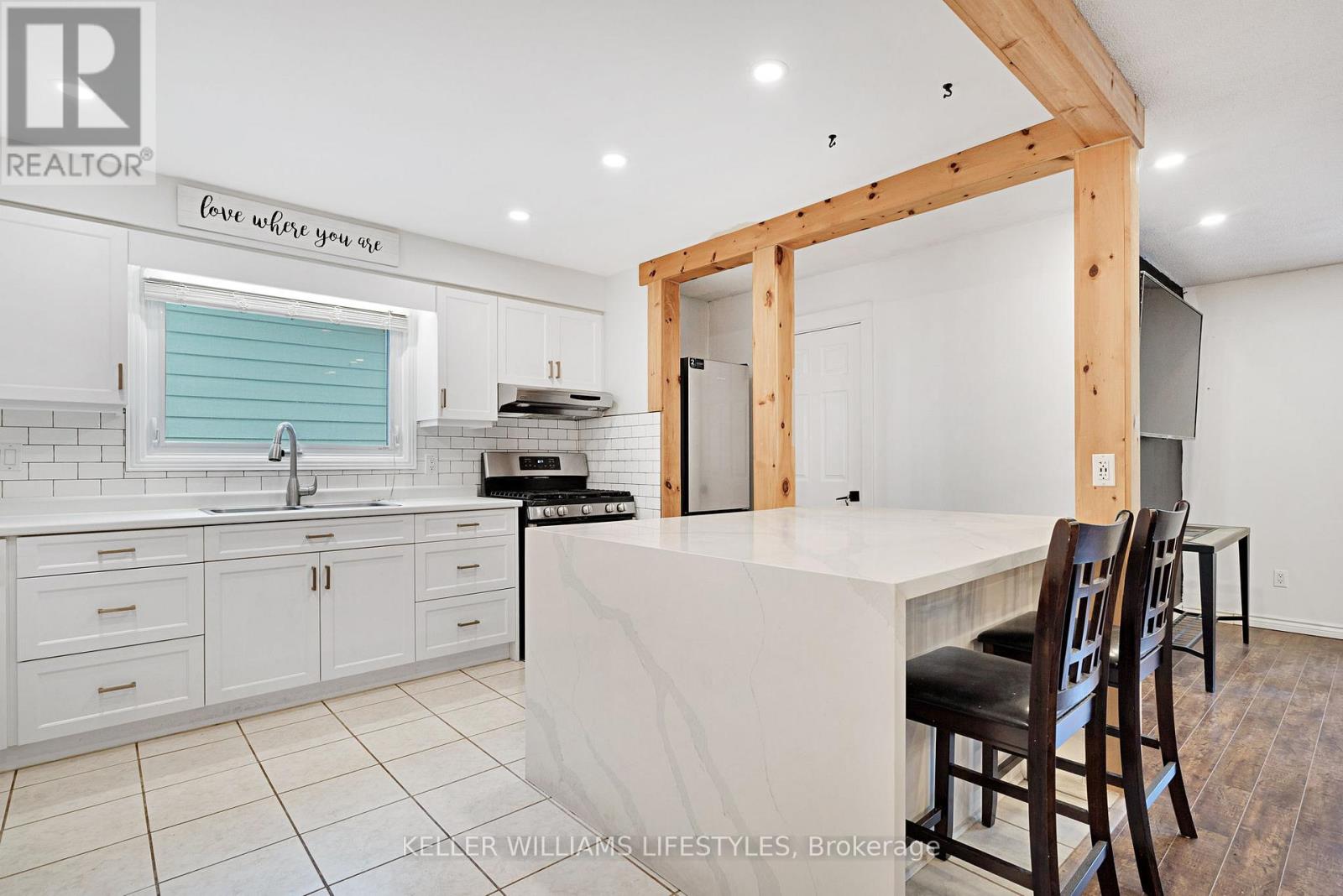 575 Grand View Avenue, London South, Ontario  N6K 3E9 - Photo 10 - X12523188