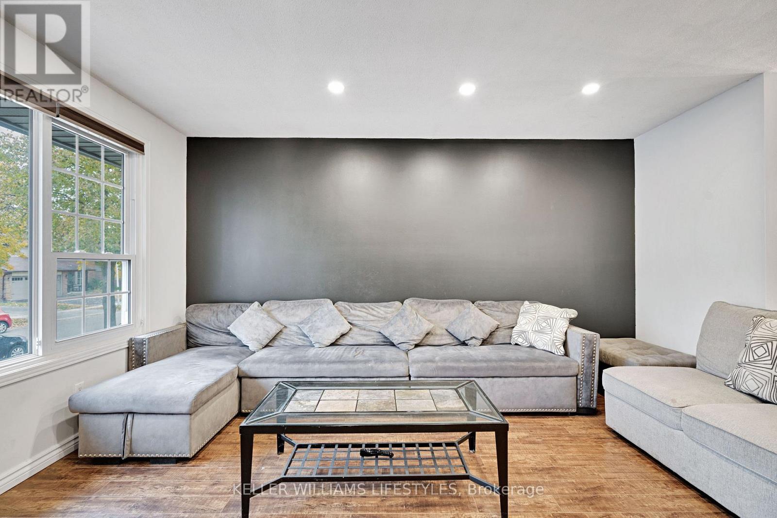 575 Grand View Avenue, London South, Ontario  N6K 3E9 - Photo 6 - X12523188