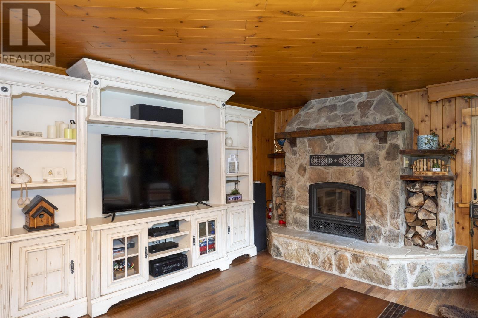 345 Fisher Rd, Thunder Bay, Ontario  P7G 2J1 - Photo 24 - TB252994