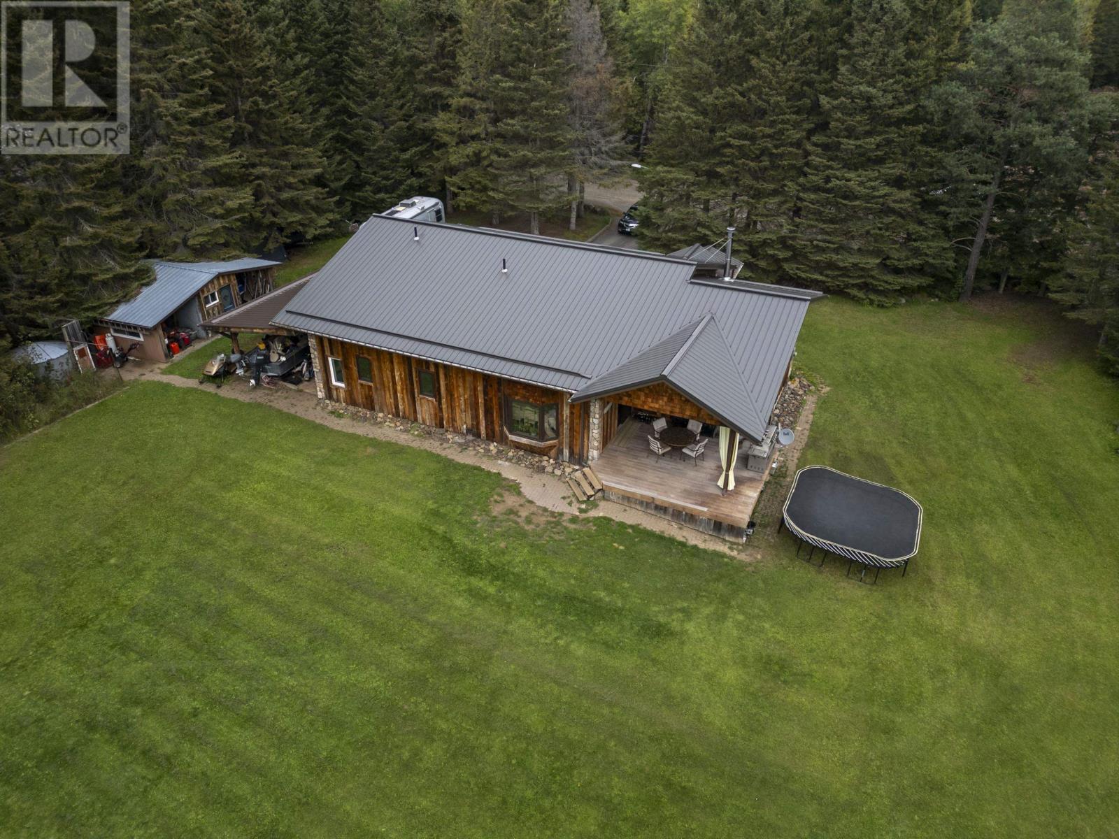 345 Fisher Rd, Thunder Bay, Ontario  P7G 2J1 - Photo 12 - TB252994