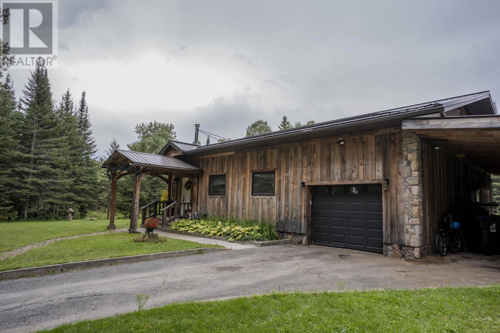 345 Fisher Rd, Thunder Bay, Ontario  P7G 2J1 - Photo 3 - TB252994