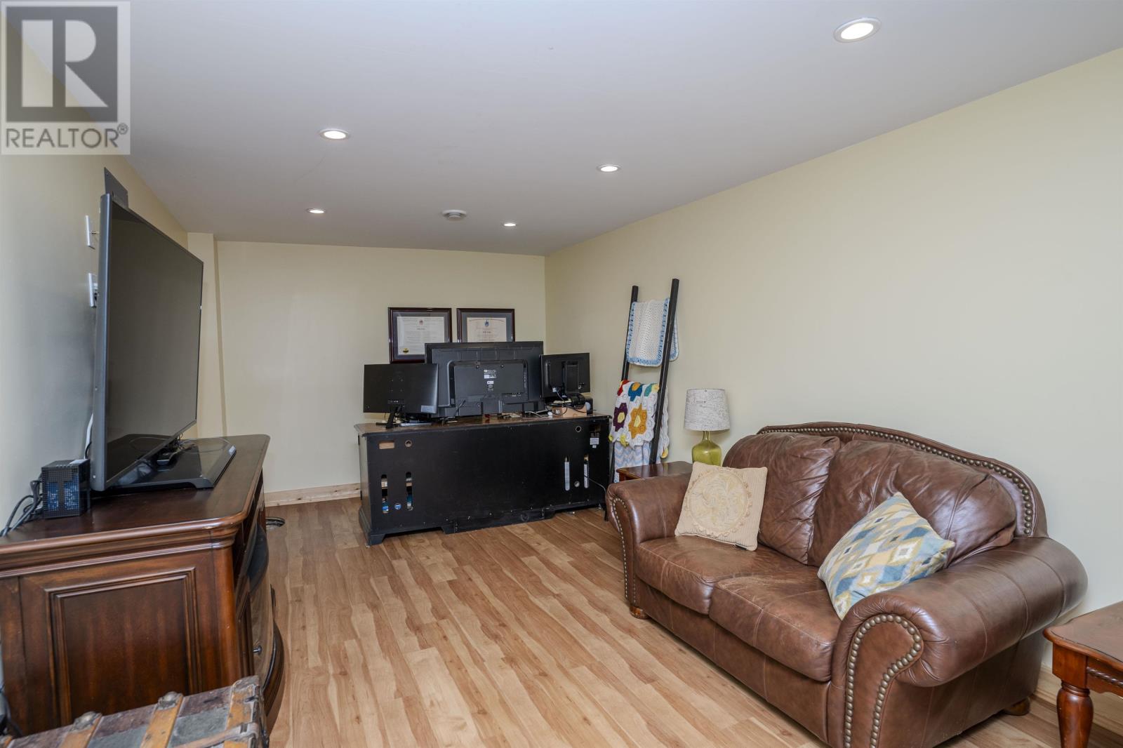 345 Fisher Rd, Thunder Bay, Ontario  P7G 2J1 - Photo 42 - TB252994