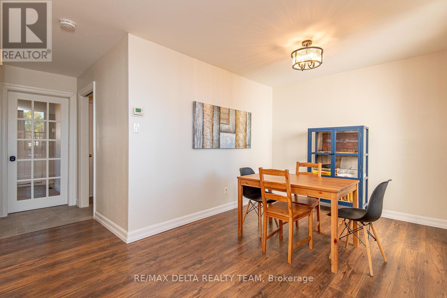 276 Turnstone Court, Ottawa, Ontario  K1E 2V2 - Photo 11 - X12523126