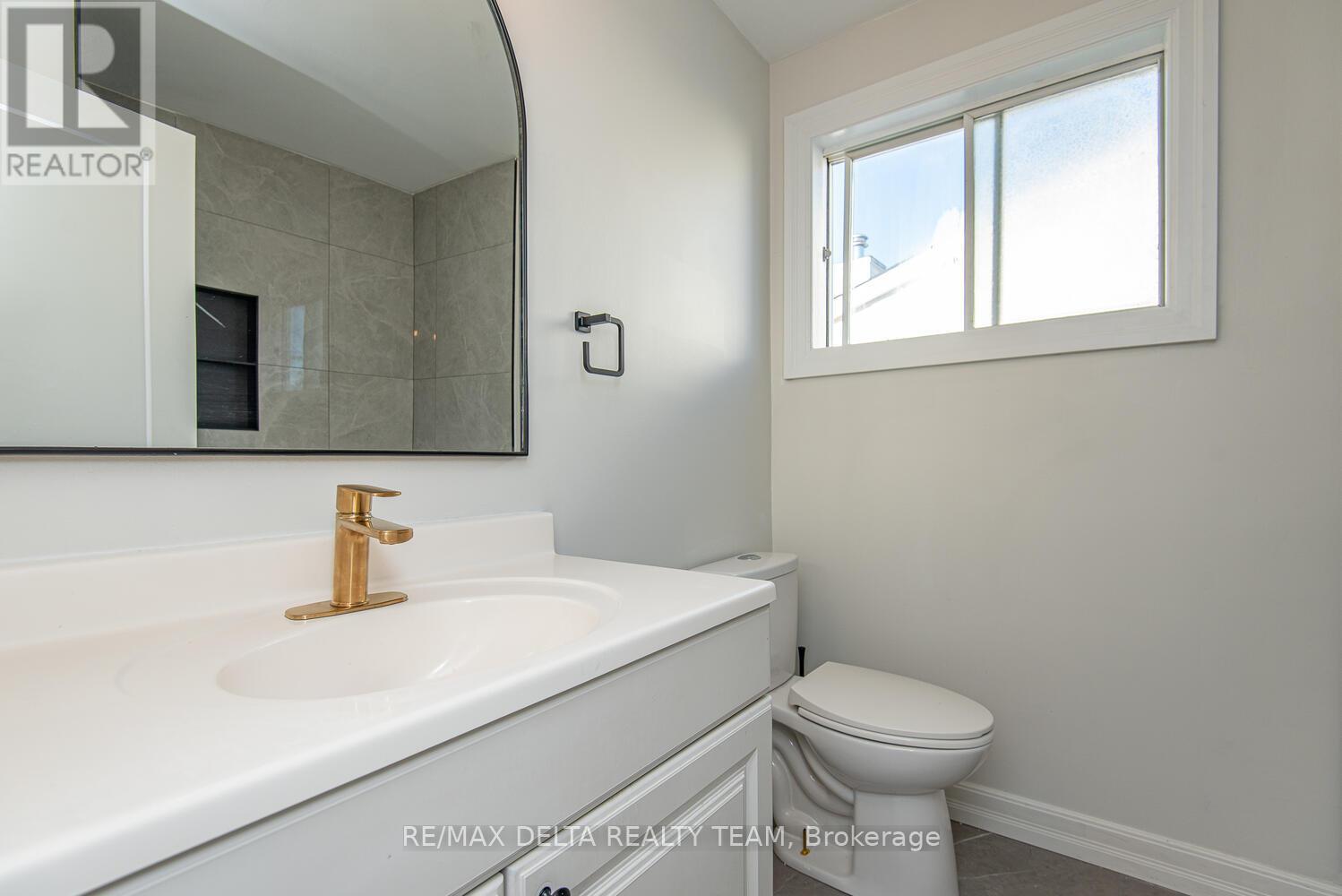 276 Turnstone Court, Ottawa, Ontario  K1E 2V2 - Photo 17 - X12523126