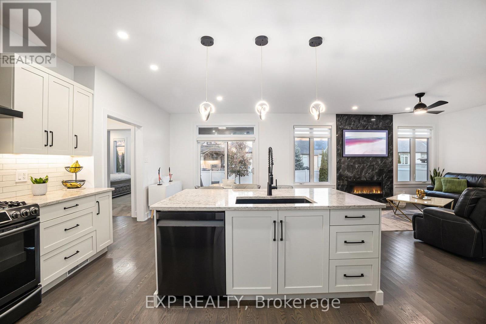 66 Bald Eagle Crescent, Ottawa, Ontario  K0A 2Z0 - Photo 15 - X12523208