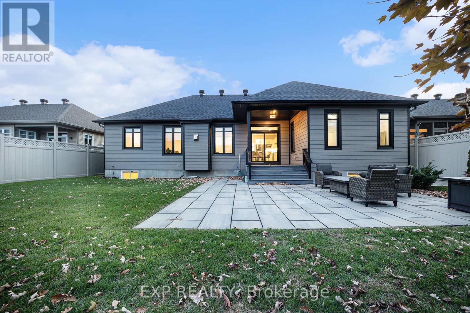 66 Bald Eagle Crescent, Ottawa, Ontario  K0A 2Z0 - Photo 32 - X12523208