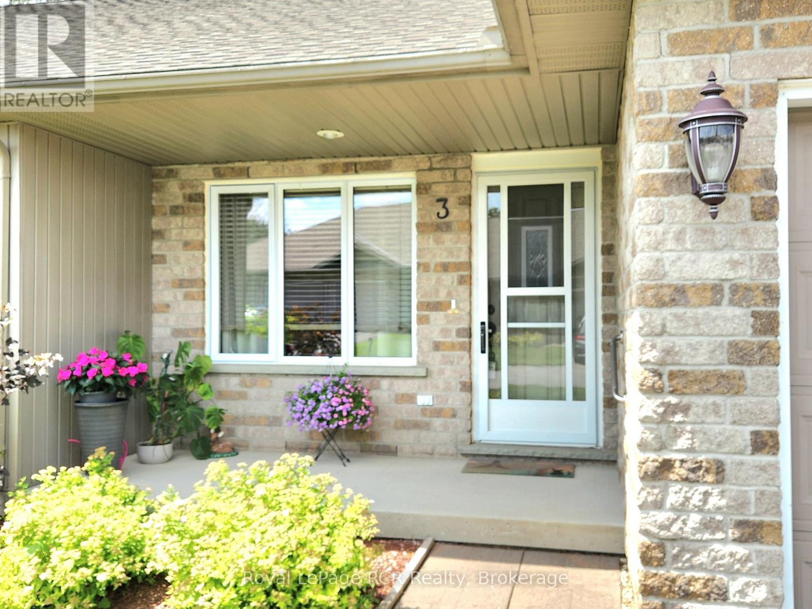 Main picture of 3 - 302 PARK STREET W