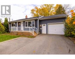 40 KERMAN AVENUE, Grimsby, Ontario