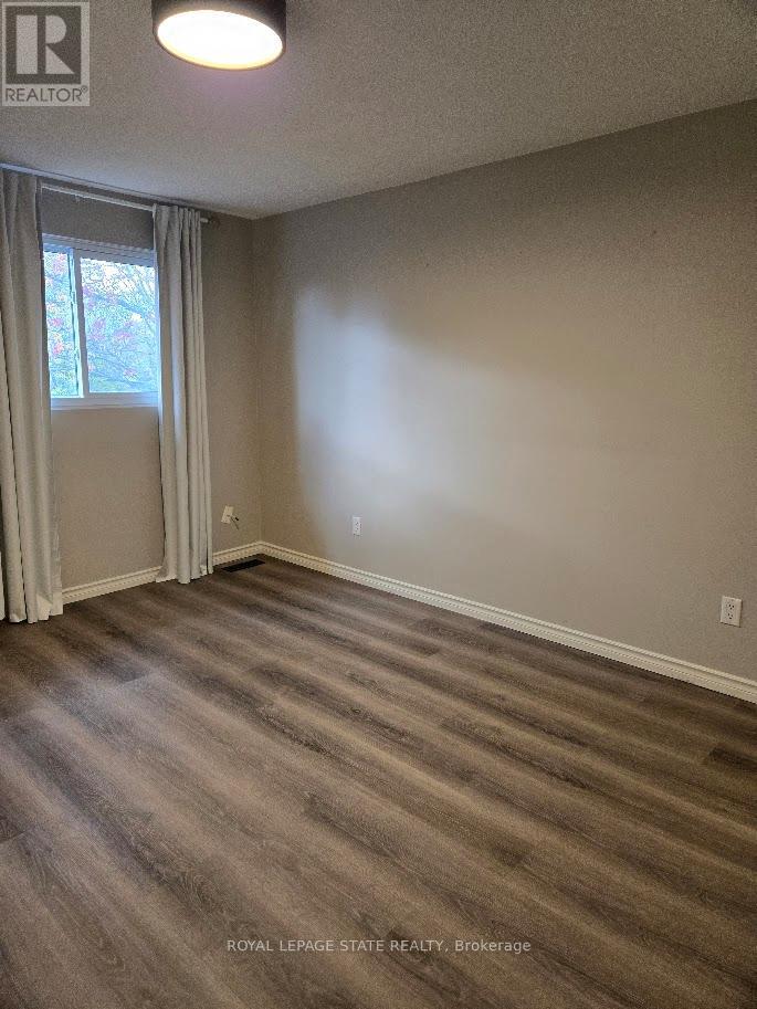 74 Silvan Drive, Welland, Ontario  L3C 6C3 - Photo 11 - X12522806