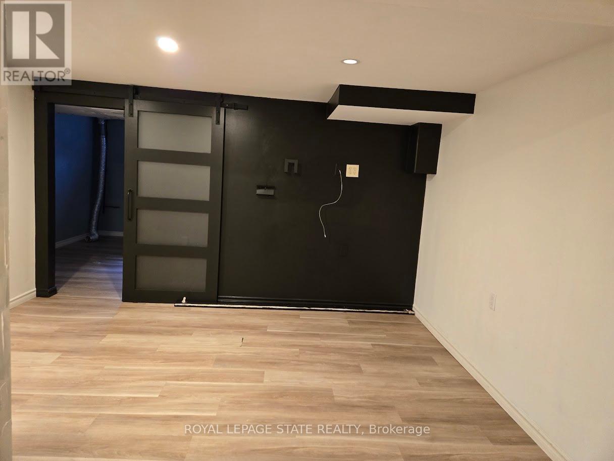 74 Silvan Drive, Welland, Ontario  L3C 6C3 - Photo 14 - X12522806