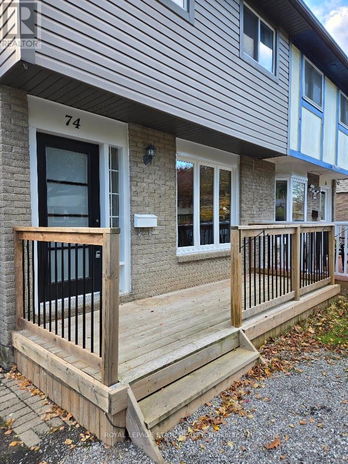 74 Silvan Drive, Welland, Ontario  L3C 6C3 - Photo 2 - X12522806