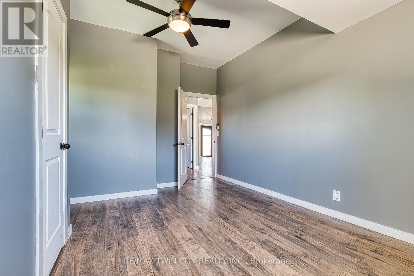 717906 Highway 6, Georgian Bluffs, Ontario  N4K 5N7 - Photo 16 - X12522924