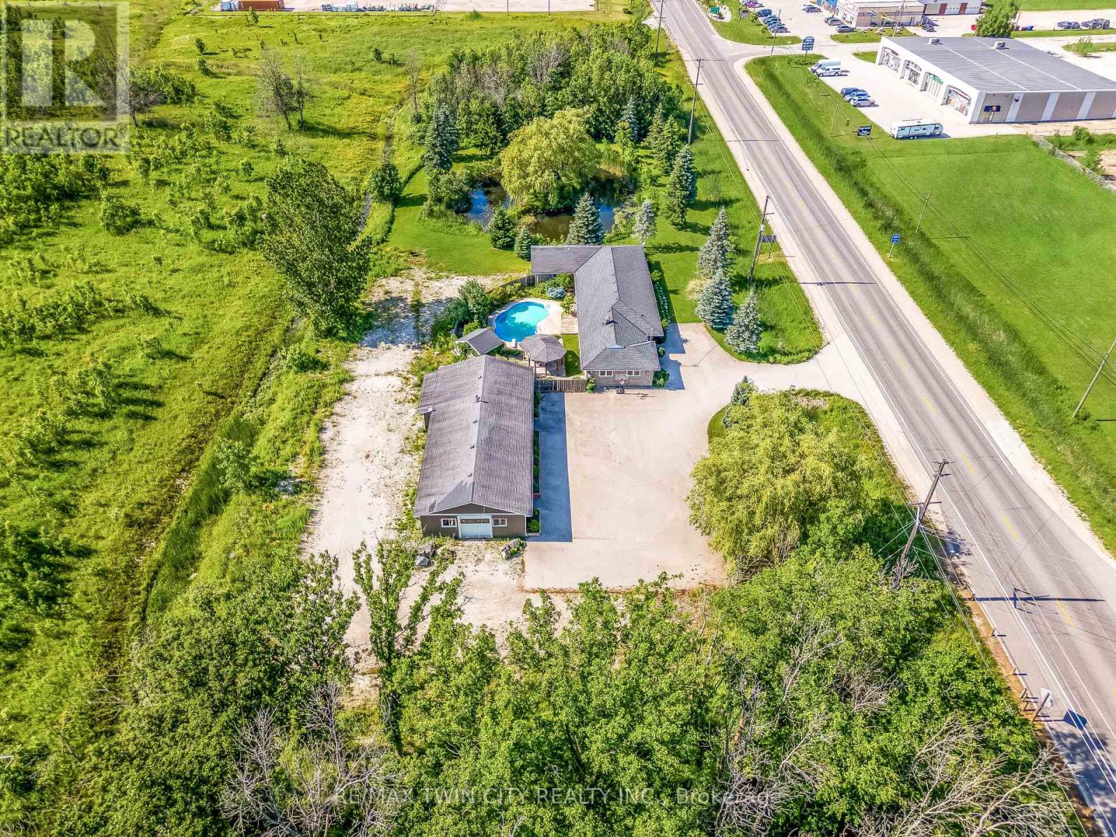 717906 6 Highway, Georgian Bluffs, Ontario  N4K 5N7 - Photo 6 - X12522948