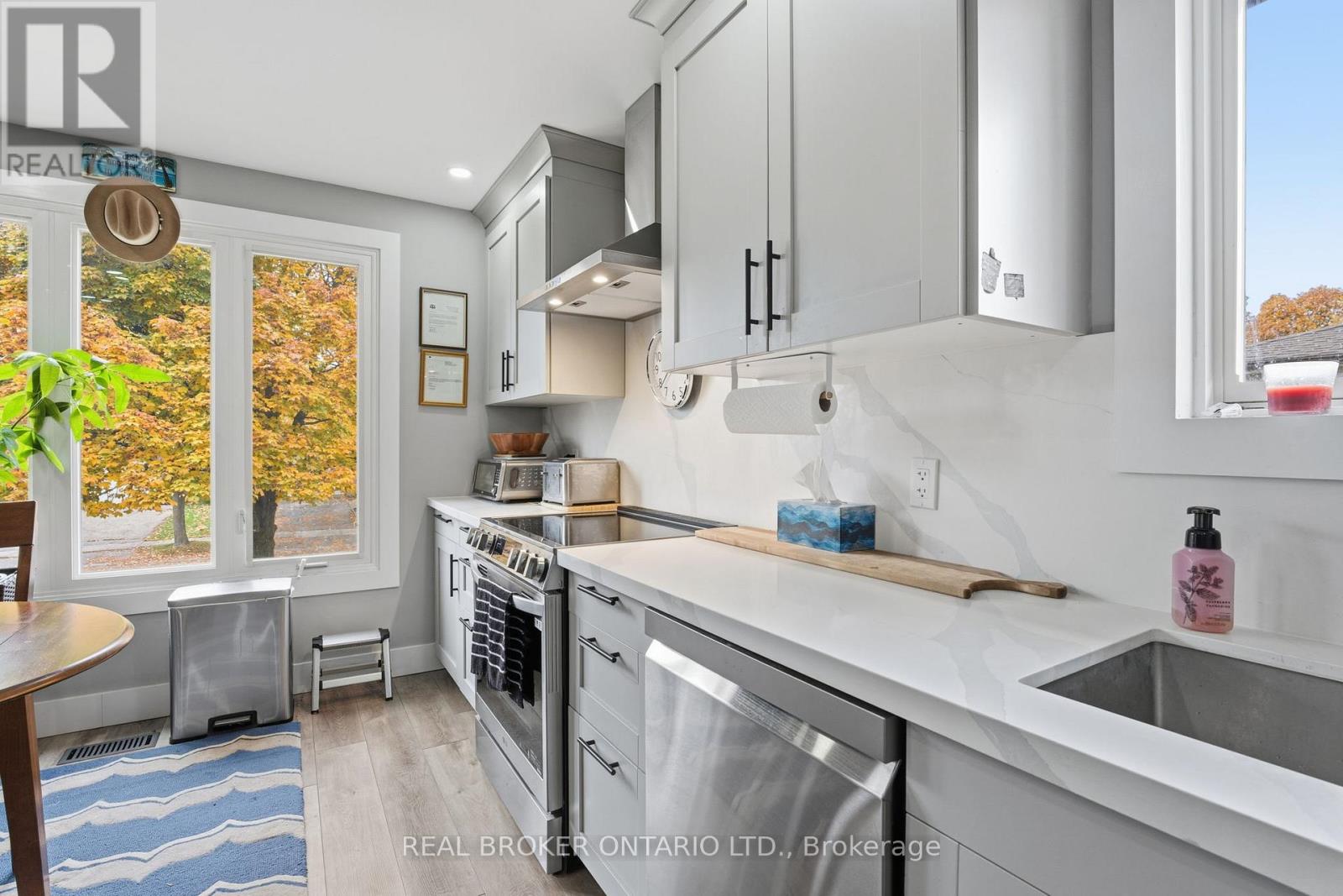 41 Dante Crescent, Brantford, Ontario  N3P 1B9 - Photo 10 - X12523008