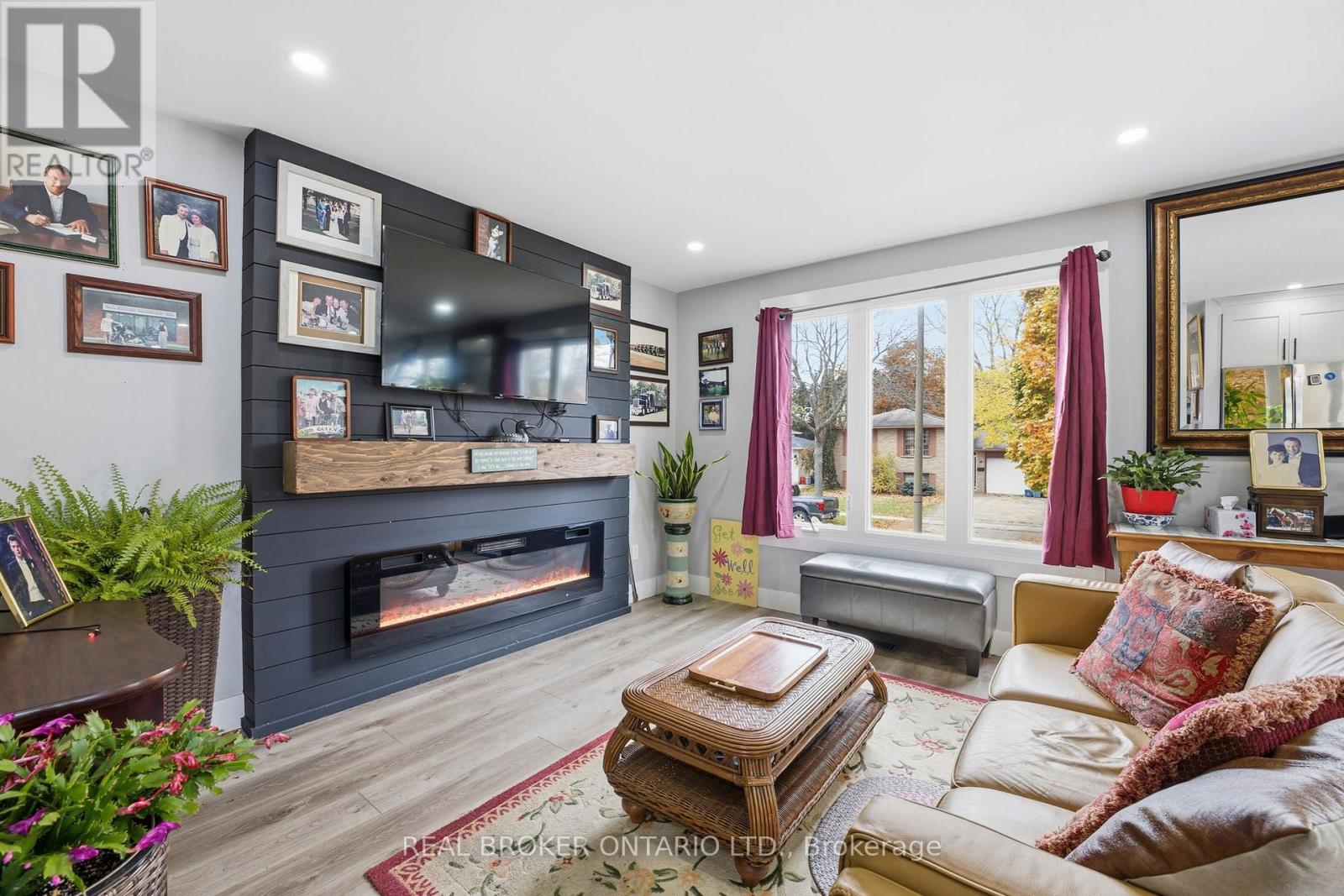 41 Dante Crescent, Brantford, Ontario  N3P 1B9 - Photo 7 - X12523008