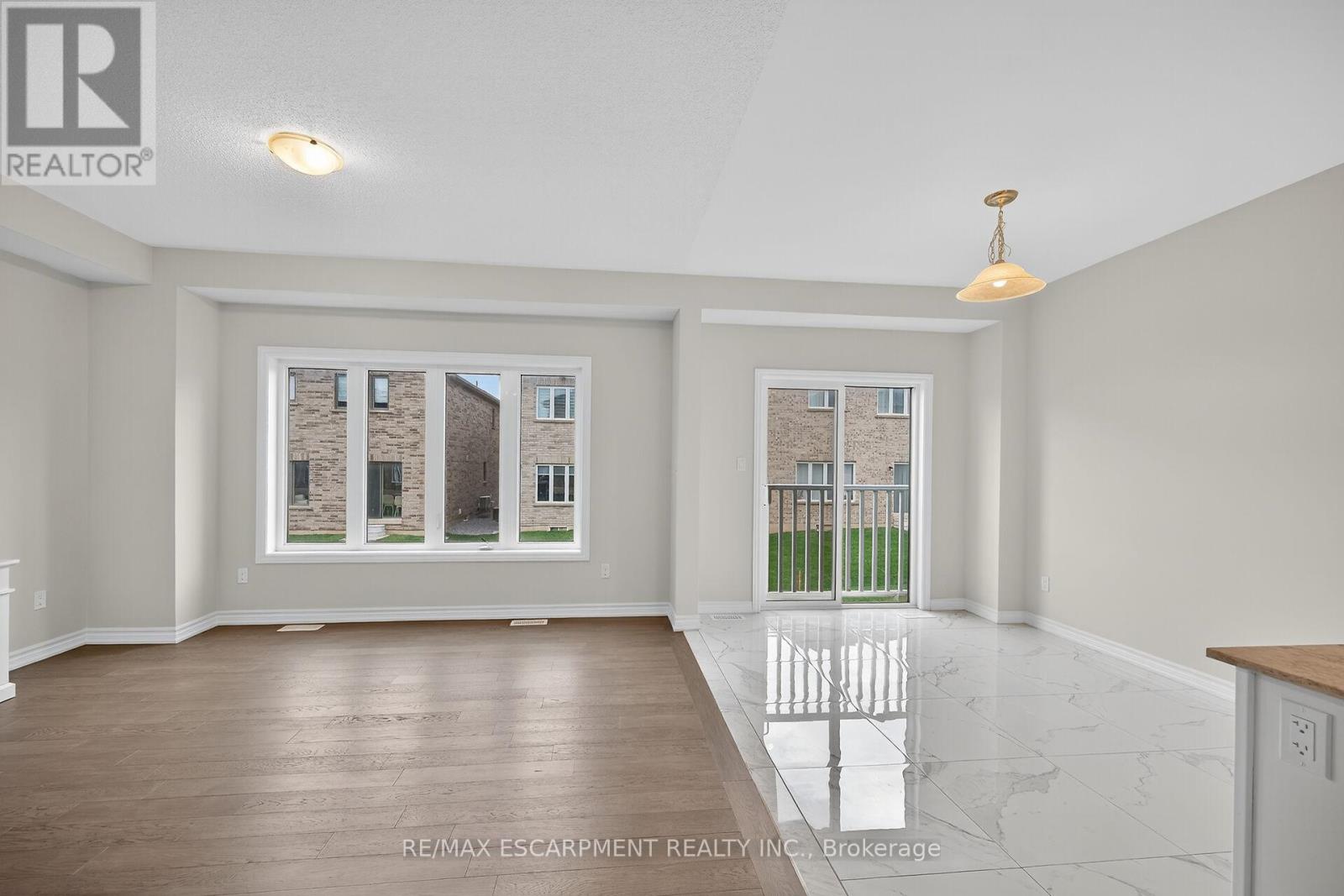 15 Huntsworth Avenue, Thorold, Ontario  L2V 0N2 - Photo 15 - X12523018