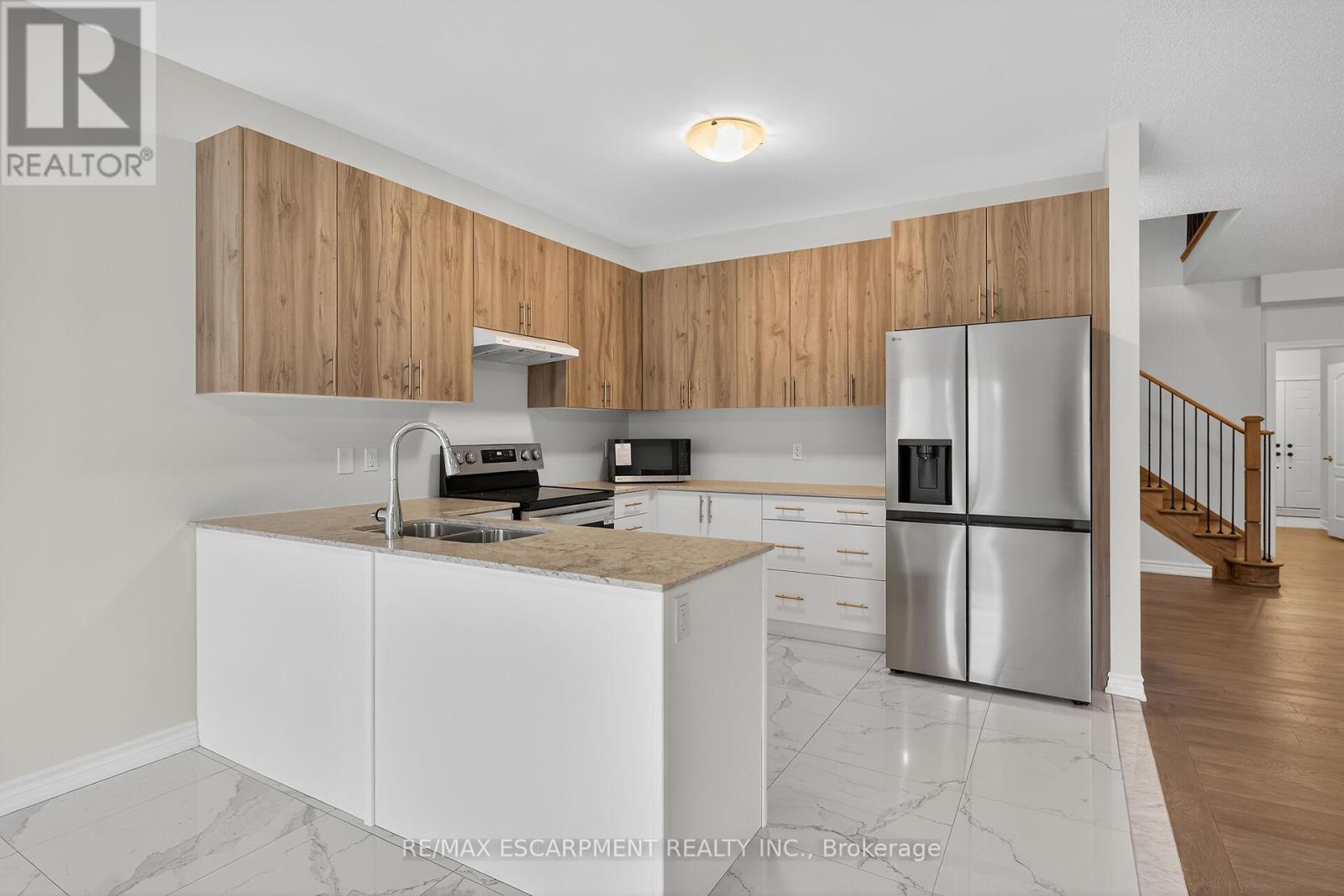 15 Huntsworth Avenue, Thorold, Ontario  L2V 0N2 - Photo 17 - X12523018