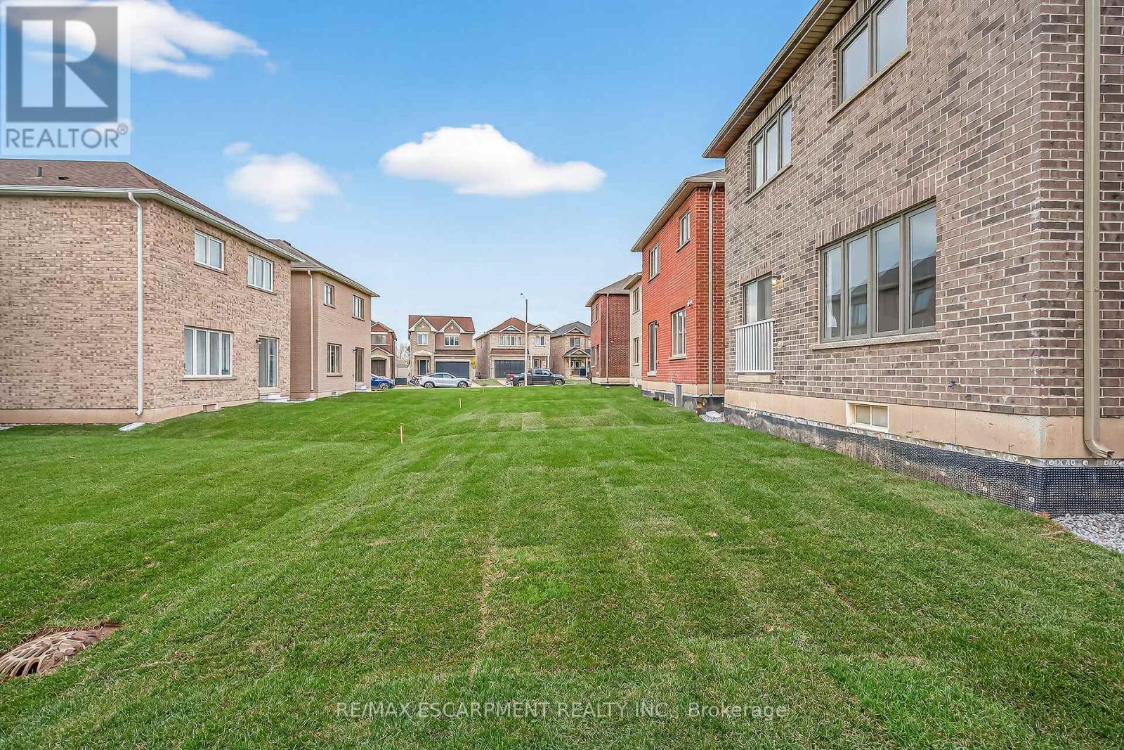 15 Huntsworth Avenue, Thorold, Ontario  L2V 0N2 - Photo 48 - X12523018