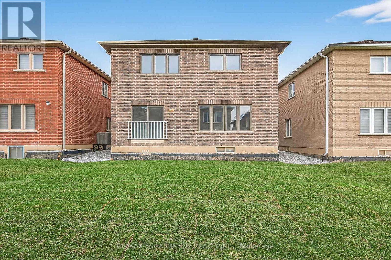 15 Huntsworth Avenue, Thorold, Ontario  L2V 0N2 - Photo 50 - X12523018