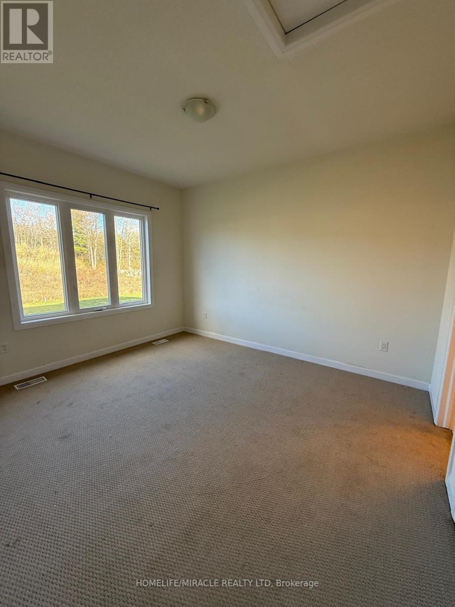 136 Gildersleeve Boulevard, Loyalist, Ontario  K0H 1G0 - Photo 12 - X12523030