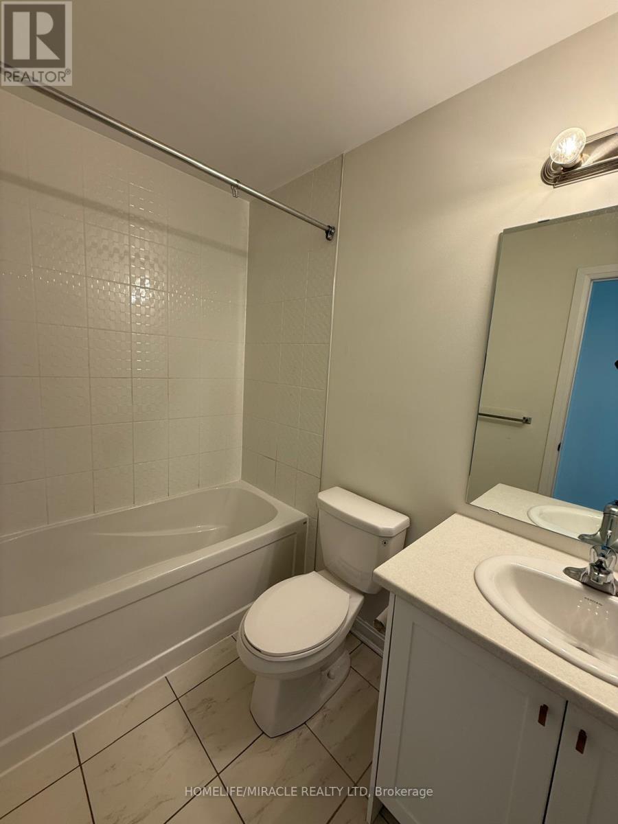 136 Gildersleeve Boulevard, Loyalist, Ontario  K0H 1G0 - Photo 21 - X12523030