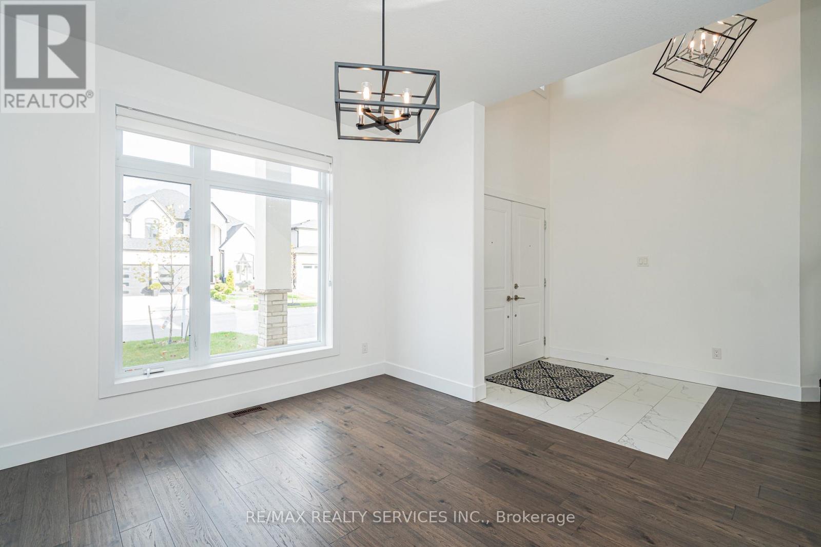 3389 Brushland Crescent, London South, Ontario  N6P 0H2 - Photo 6 - X12523048