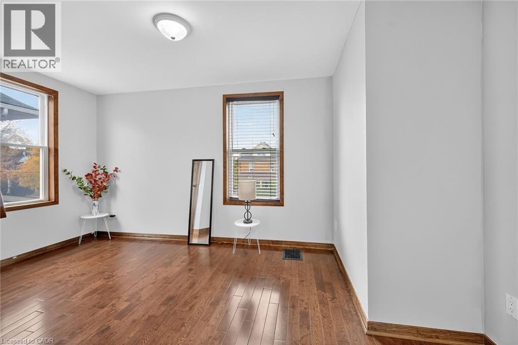 22 Griffith Street, Welland, Ontario L3B 4G4 - Photo 32 - 40786618