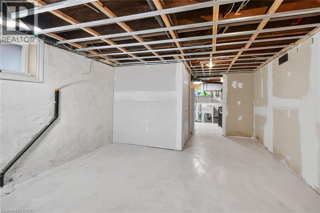 22 Griffith Street, Welland, Ontario L3B 4G4 - Photo 46 - 40786618