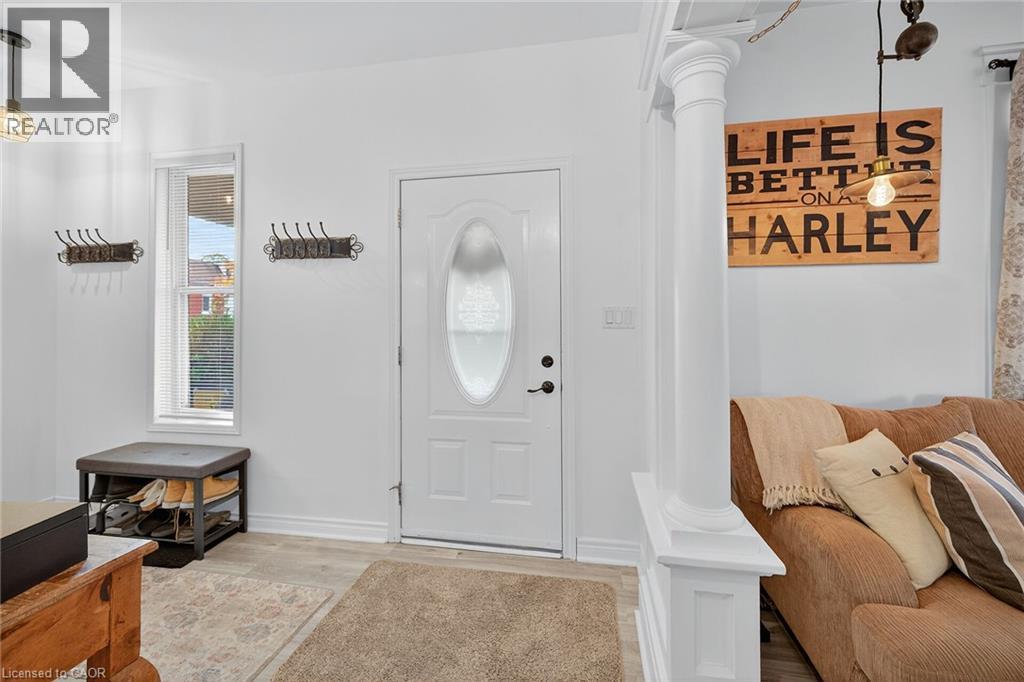 22 Griffith Street, Welland, Ontario L3B 4G4 - Photo 8 - 40786618