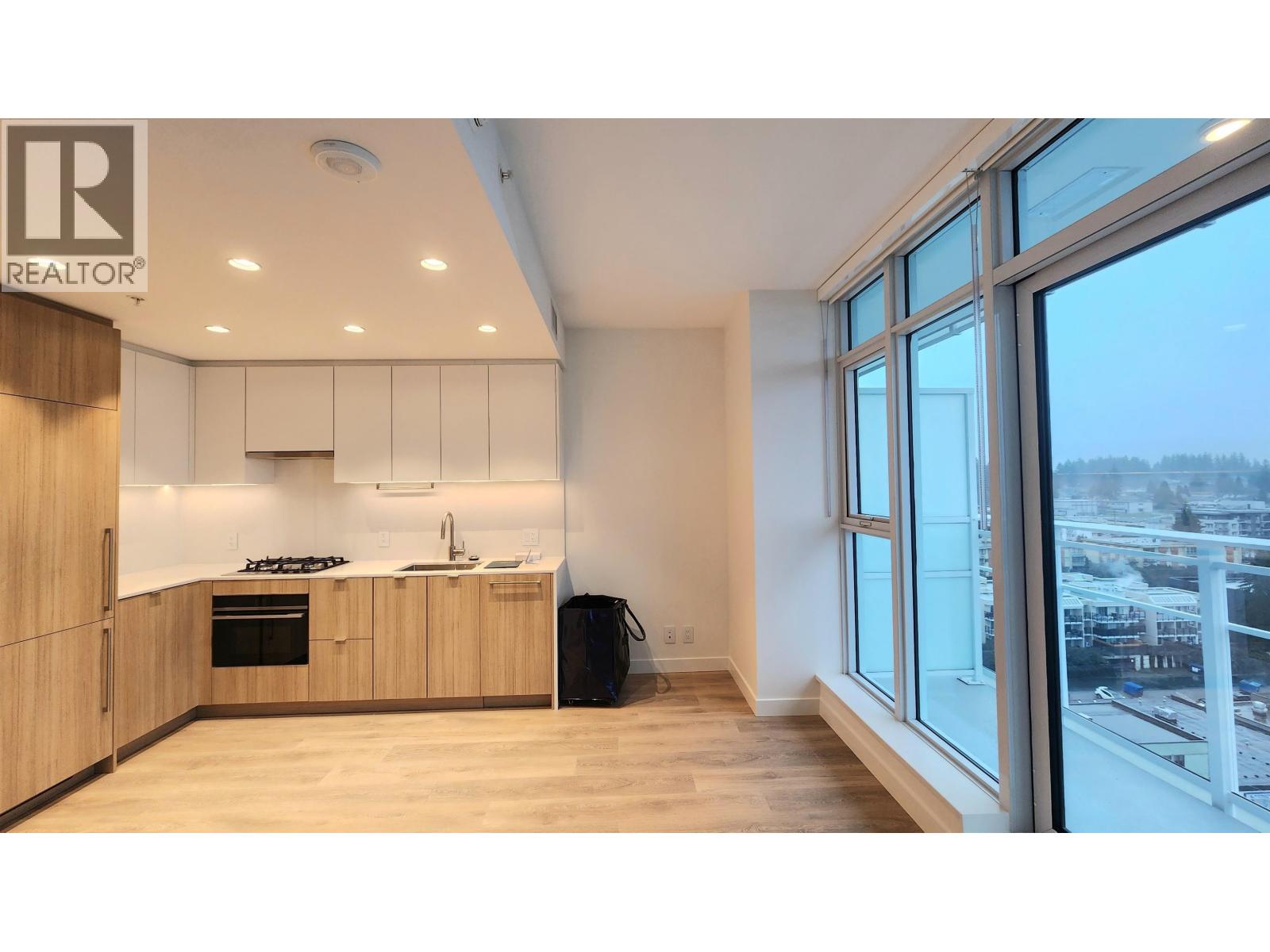 1001 505 Nelson Street, Coquitlam, British Columbia V3J 0R5 - Photo 5 - R3065730